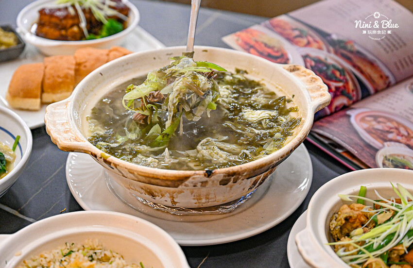 台中秘境台菜餐廳，附停車場、包廂、圓桌、投影機，近水湳中央公園