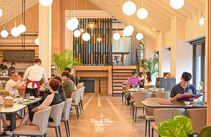 台中秘境台菜餐廳，附停車場、包廂、圓桌、投影機，近水湳中央公園