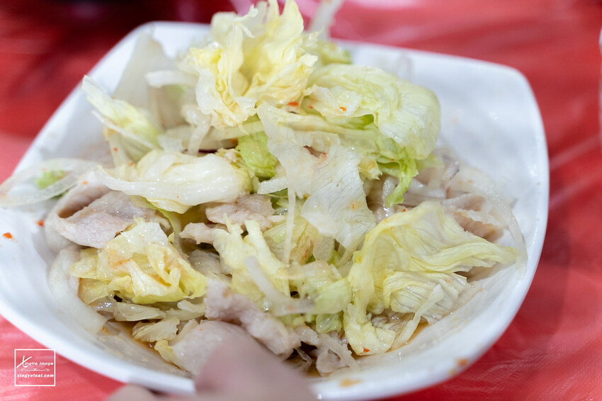 南投｜紫南宮美食【35甕仔雞】平價實惠的人氣熱炒 - 快門下的幸福