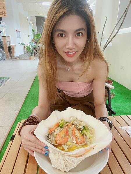 三芝特色咖啡廳【新北美食】軍事迷會尖叫的巴埕咖啡，特色餐點，