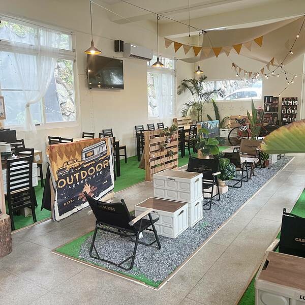 三芝特色咖啡廳【新北美食】軍事迷會尖叫的巴埕咖啡，特色餐點，