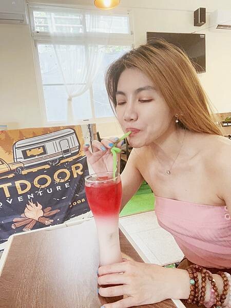 三芝特色咖啡廳【新北美食】軍事迷會尖叫的巴埕咖啡，特色餐點，