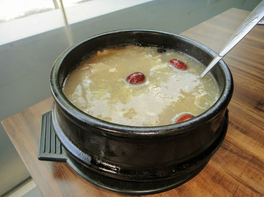 【美食】「歐巴韓僑館」小菜吃到飽，樹林韓式烤肉推薦、樹林火車站美食推薦、樹林韓國料理推薦 (附菜單)