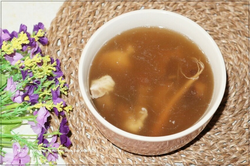 【蒔補煲心湯專賣】爽口人蔘燉湯&十全大補燉湯~台中燉湯推薦 宅配冷凍燉湯推薦 新鮮手作料多味美 來碗湯品暖身又暖心