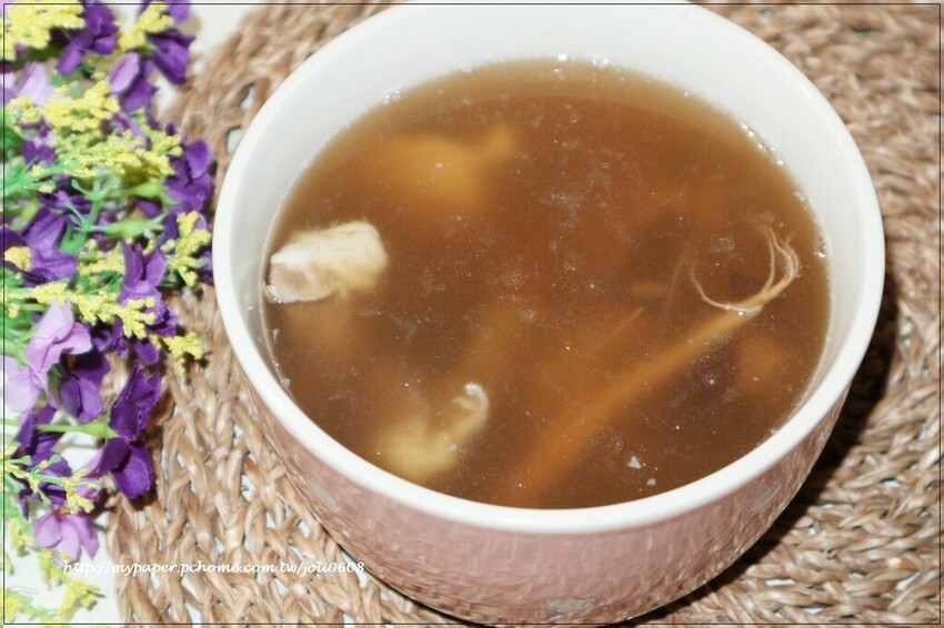 【蒔補煲心湯專賣】爽口人蔘燉湯&十全大補燉湯~台中燉湯推薦 宅配冷凍燉湯推薦 新鮮手作料多味美 來碗湯品暖身又暖心