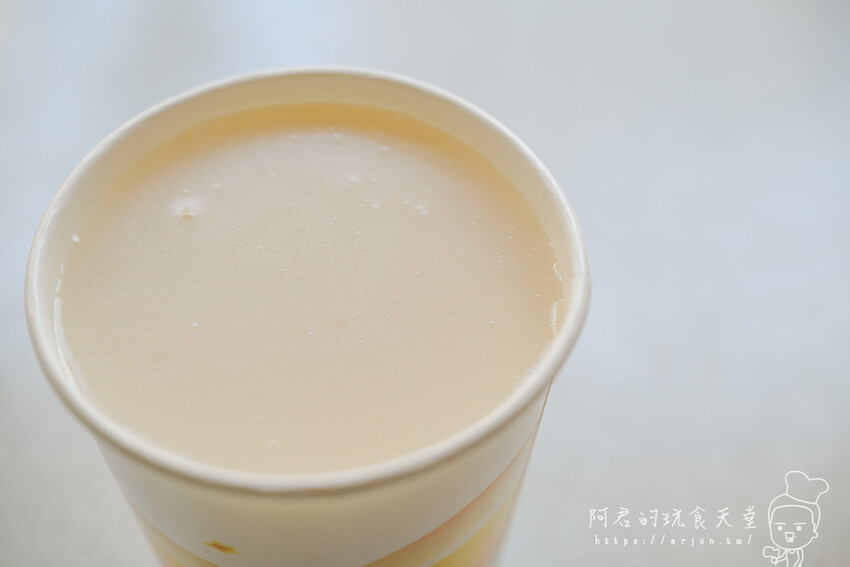 不只豆花，杏仁茶配油條更是對味｜豐原廟東銅板美食推薦