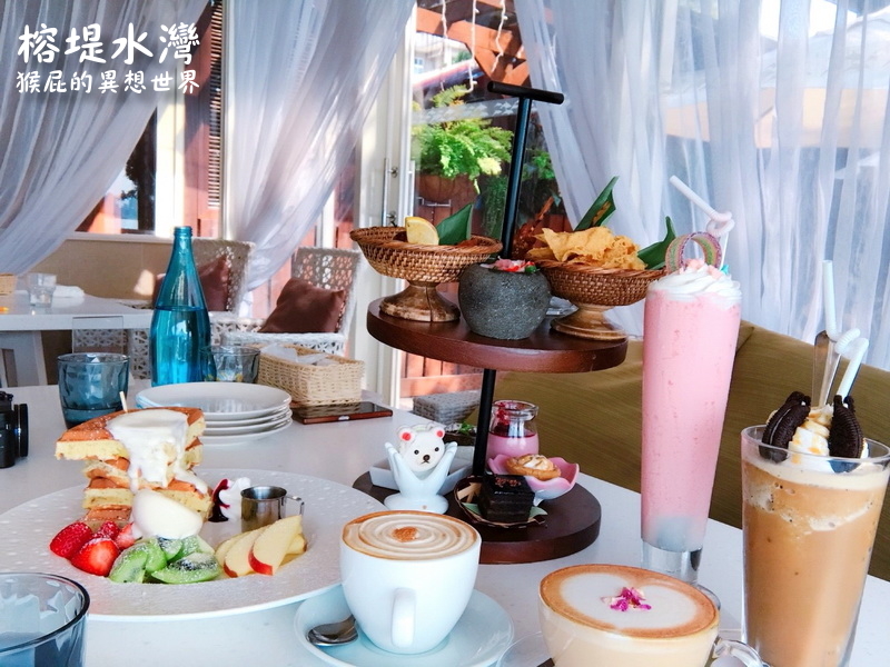 【新北淡水】全台唯一360度旋轉觀景情人塔超級浪漫！台北百萬夜景淡水情人塔！台北淡水情人塔優惠門票Klook雙人票只要299元！韓國有首爾塔，台灣有情人塔！（福容大飯店設施、淡水漁人碼頭） @猴屁的異想世界