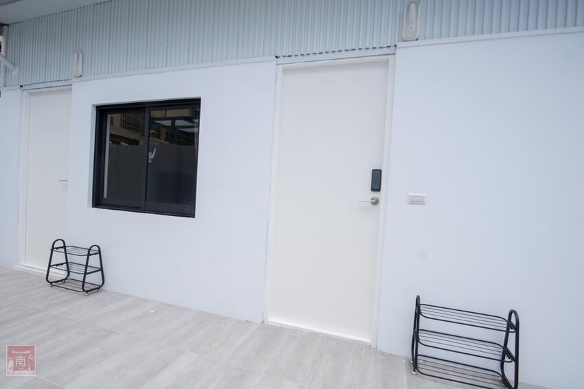 【臺南住宿】百坪獨棟villa民宿｜安平包棟住宿｜室外庭園泳池｜BBQ設施｜烹煮設備~~拾光旅宿世平二館 - 南人幫