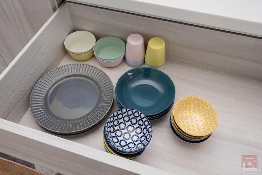 【臺南住宿】百坪獨棟villa民宿｜安平包棟住宿｜室外庭園泳池｜BBQ設施｜烹煮設備~~拾光旅宿世平二館 - 南人幫