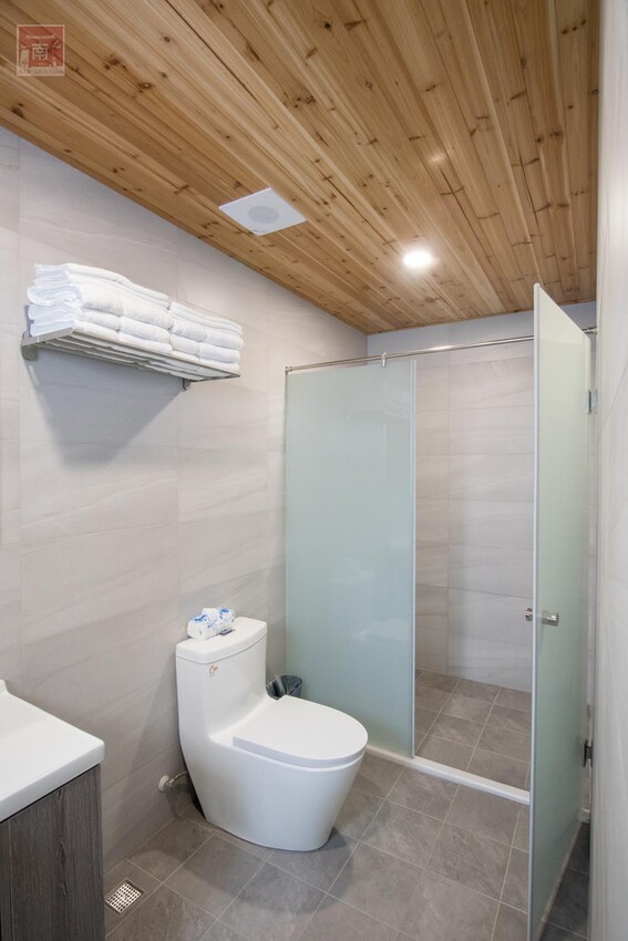 【臺南住宿】百坪獨棟villa民宿｜安平包棟住宿｜室外庭園泳池｜BBQ設施｜烹煮設備~~拾光旅宿世平二館 - 南人幫