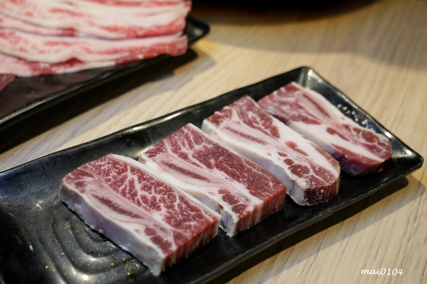 林口龜山燒烤推薦｜豬對有燒烤吃到飽林口文化店～韓式烤肉．火鍋無限吃到飽，當月壽星用餐本人享85折優惠