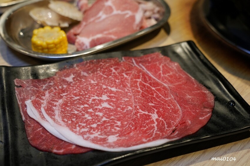 林口龜山燒烤推薦｜豬對有燒烤吃到飽林口文化店～韓式烤肉．火鍋無限吃到飽，當月壽星用餐本人享85折優惠