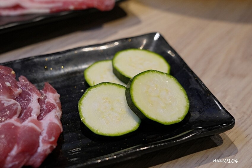 林口龜山燒烤推薦｜豬對有燒烤吃到飽林口文化店～韓式烤肉．火鍋無限吃到飽，當月壽星用餐本人享85折優惠