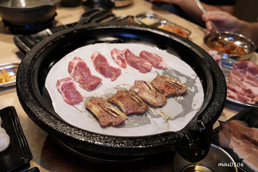 林口龜山燒烤推薦｜豬對有燒烤吃到飽林口文化店～韓式烤肉．火鍋無限吃到飽，當月壽星用餐本人享85折優惠