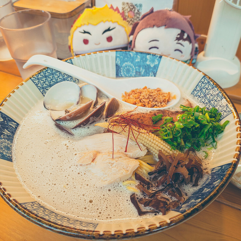 台南.中西區.每日限量三十碗的雞白湯拉麵.吾私拉麵