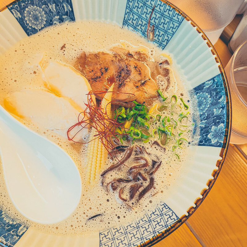 台南.中西區.每日限量三十碗的雞白湯拉麵.吾私拉麵