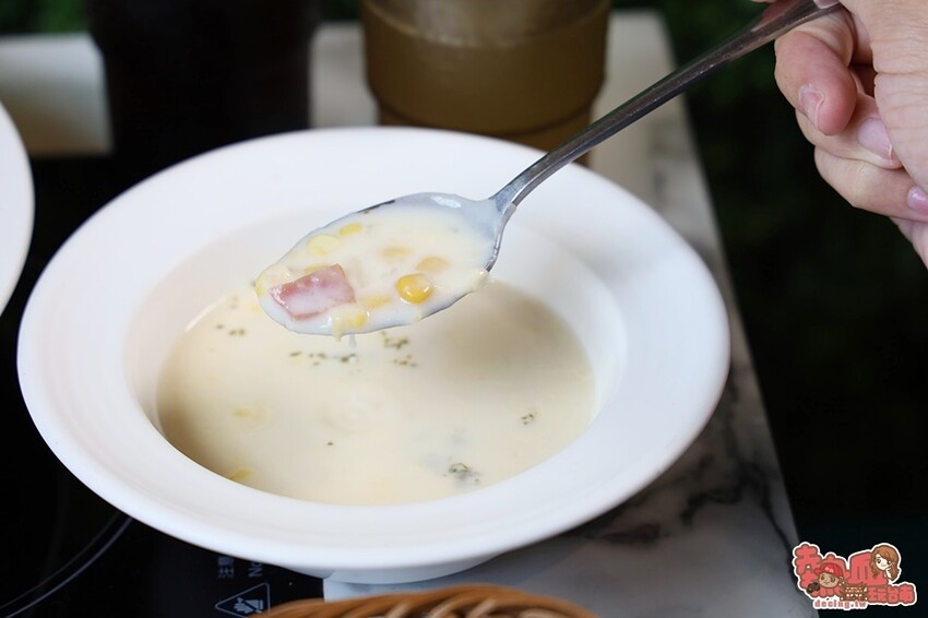 【台南美食】娃娃機免費玩，最大獎竟然是龍蝦！118元就能吃到的義大利麵超乎想像：是福氣鍋物 - 熱血玩台南。跳躍新世界