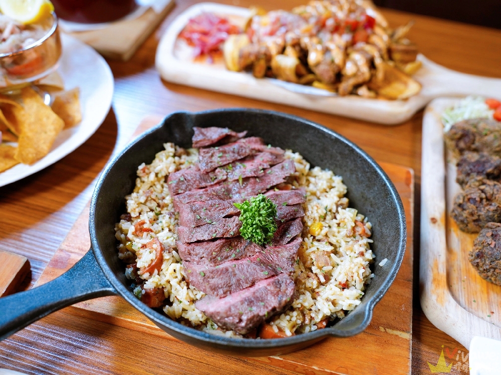 新竹竹北美食|『ABV加勒比海餐酒館-竹北旗艦店』多國特色異國料理&早午餐&超過300種世界精釀啤酒!小酌小聚首選!