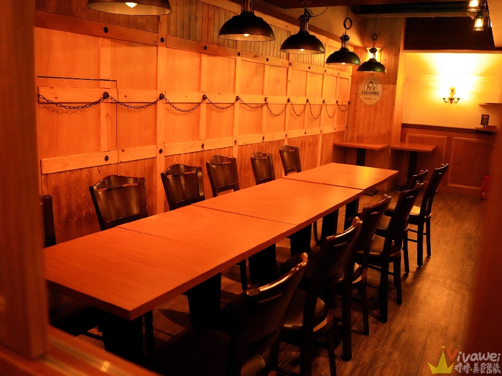 新竹竹北美食|『ABV加勒比海餐酒館-竹北旗艦店』多國特色異國料理&早午餐&超過300種世界精釀啤酒!小酌小聚首選!