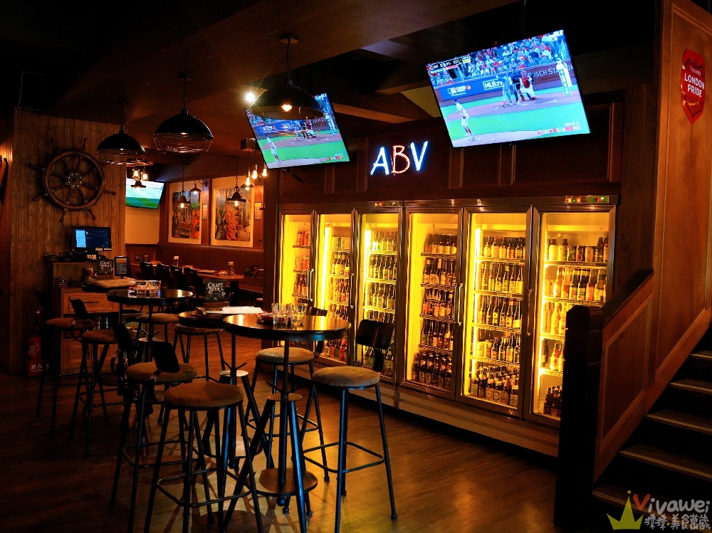 新竹竹北美食|『ABV加勒比海餐酒館-竹北旗艦店』多國特色異國料理&早午餐&超過300種世界精釀啤酒!小酌小聚首選!
