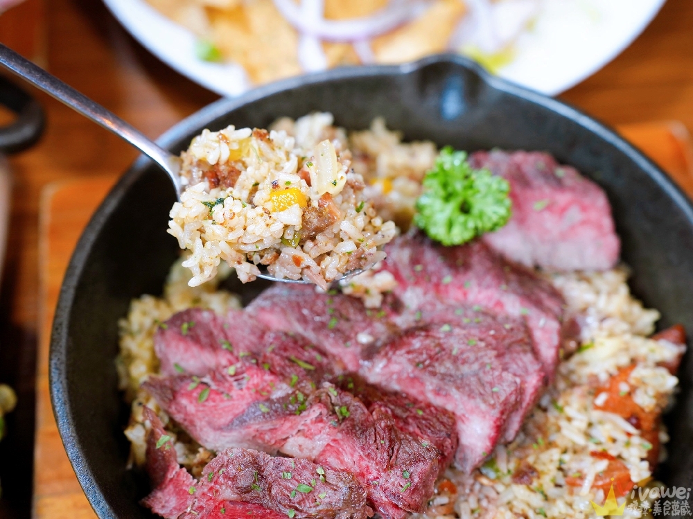 新竹竹北美食|『ABV加勒比海餐酒館-竹北旗艦店』多國特色異國料理&早午餐&超過300種世界精釀啤酒!小酌小聚首選!