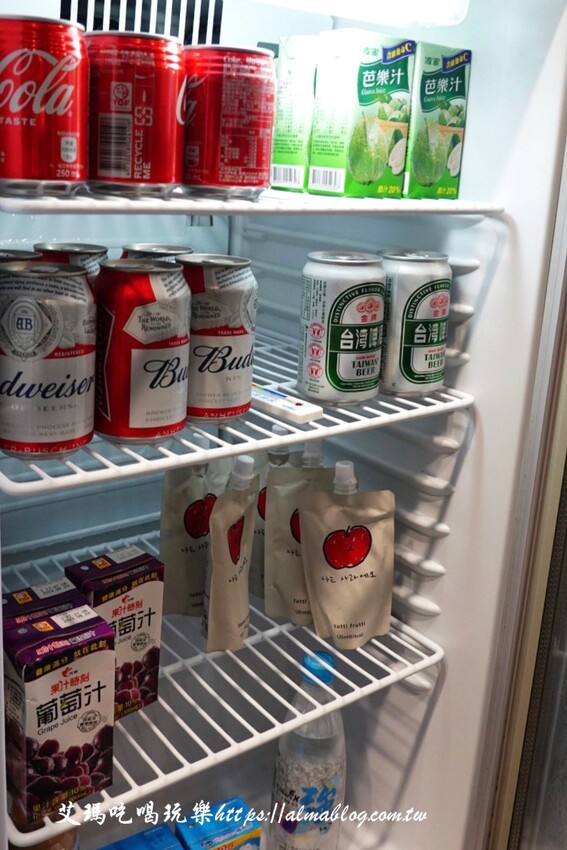 這家鐵板燒沒有豆芽菜！套餐185元內用飯、湯、杜老爺和紅茶無限供應，湯超多料耶