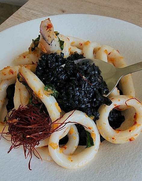 桃園市龍潭區【桃園龍潭】The畔cafe&dining☆陽光、草地、落地窗☆食尚玩家推薦、龍潭大池旁♡高顏值、超chill的景觀餐廳♡