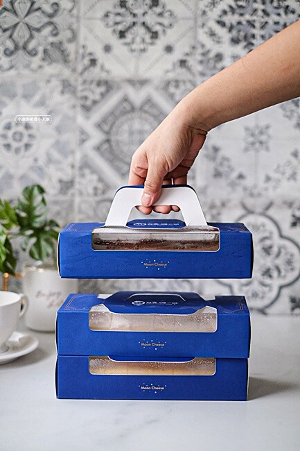 甜食控看過來!!台中18年烘焙老店推出經典長條蛋糕,自取享優惠、宅配限時免運,花小錢宅在家也能享受美好滋味!