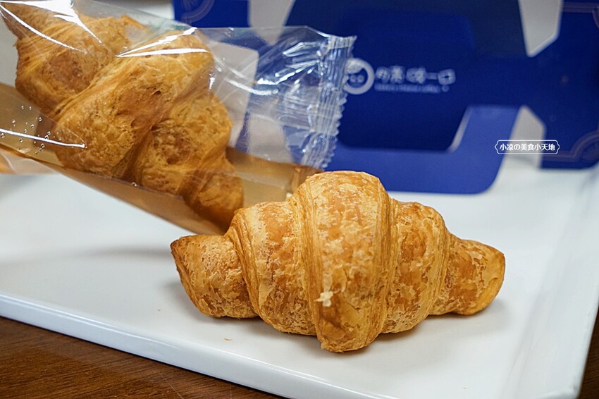 甜食控看過來!!台中18年烘焙老店推出經典長條蛋糕,自取享優惠、宅配限時免運,花小錢宅在家也能享受美好滋味!