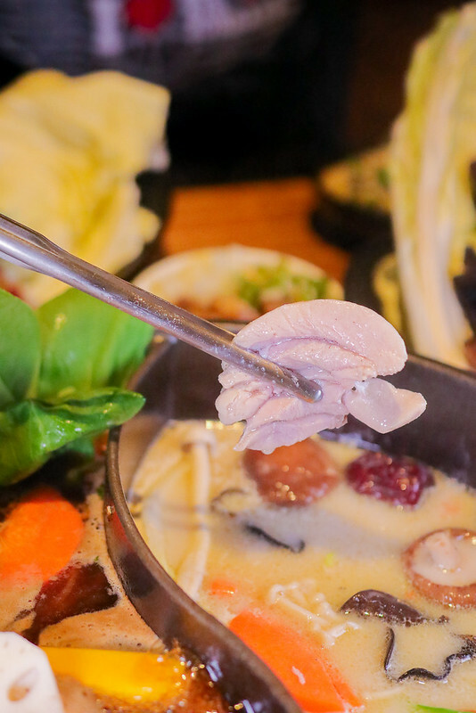 肉多多火鍋台南公園店-79