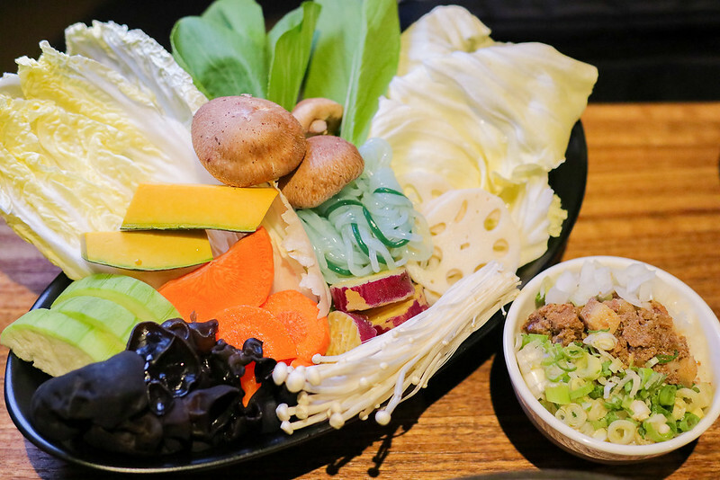 肉多多火鍋台南公園店-67