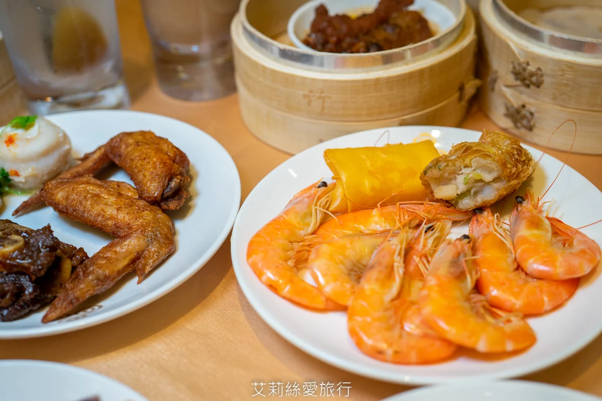 烤鴨+港點吃到飽599起！平日再打85折！近百道美食、脆皮烤鴨現場片鴨秀、熱呼呼推車港點、現調港式飲品甜點、現炒熱菜、港式熱粥...任選任吃超划算