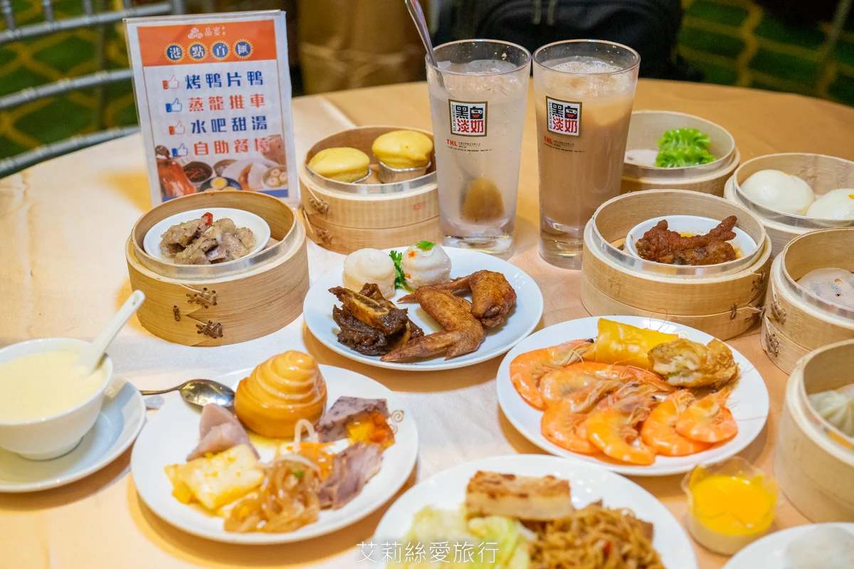 烤鴨+港點吃到飽599起！平日再打85折！近百道美食、脆皮烤鴨現場片鴨秀、熱呼呼推車港點、現調港式飲品甜點、現炒熱菜、港式熱粥...任選任吃超划算