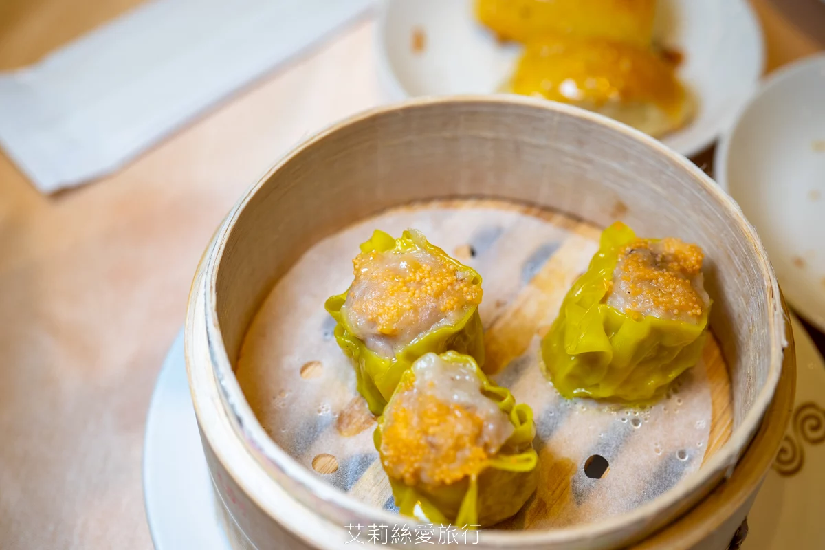 烤鴨+港點吃到飽599起！平日再打85折！近百道美食、脆皮烤鴨現場片鴨秀、熱呼呼推車港點、現調港式飲品甜點、現炒熱菜、港式熱粥...任選任吃超划算