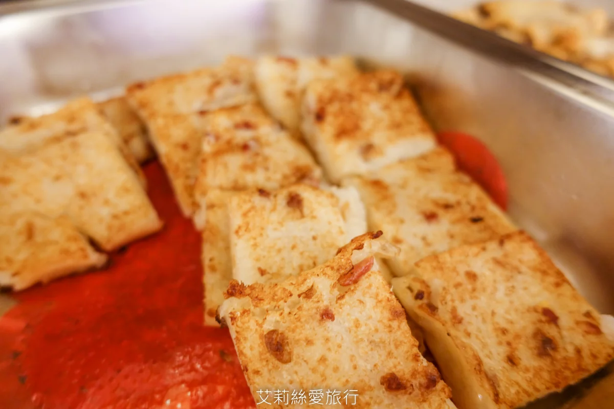 烤鴨+港點吃到飽599起！平日再打85折！近百道美食、脆皮烤鴨現場片鴨秀、熱呼呼推車港點、現調港式飲品甜點、現炒熱菜、港式熱粥...任選任吃超划算