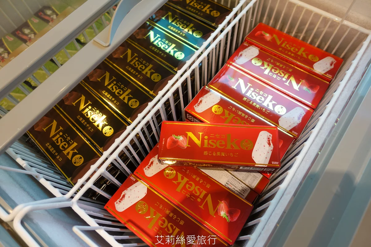 烤鴨+港點吃到飽599起！平日再打85折！近百道美食、脆皮烤鴨現場片鴨秀、熱呼呼推車港點、現調港式飲品甜點、現炒熱菜、港式熱粥...任選任吃超划算