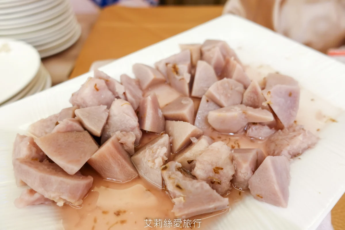 烤鴨+港點吃到飽599起！平日再打85折！近百道美食、脆皮烤鴨現場片鴨秀、熱呼呼推車港點、現調港式飲品甜點、現炒熱菜、港式熱粥...任選任吃超划算