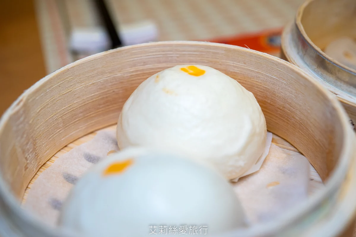 烤鴨+港點吃到飽599起！平日再打85折！近百道美食、脆皮烤鴨現場片鴨秀、熱呼呼推車港點、現調港式飲品甜點、現炒熱菜、港式熱粥...任選任吃超划算