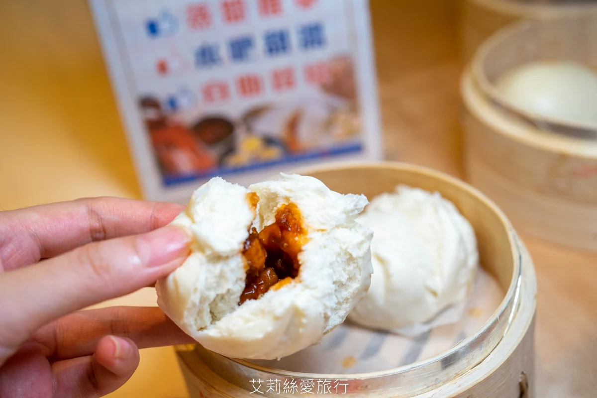 烤鴨+港點吃到飽599起！平日再打85折！近百道美食、脆皮烤鴨現場片鴨秀、熱呼呼推車港點、現調港式飲品甜點、現炒熱菜、港式熱粥...任選任吃超划算