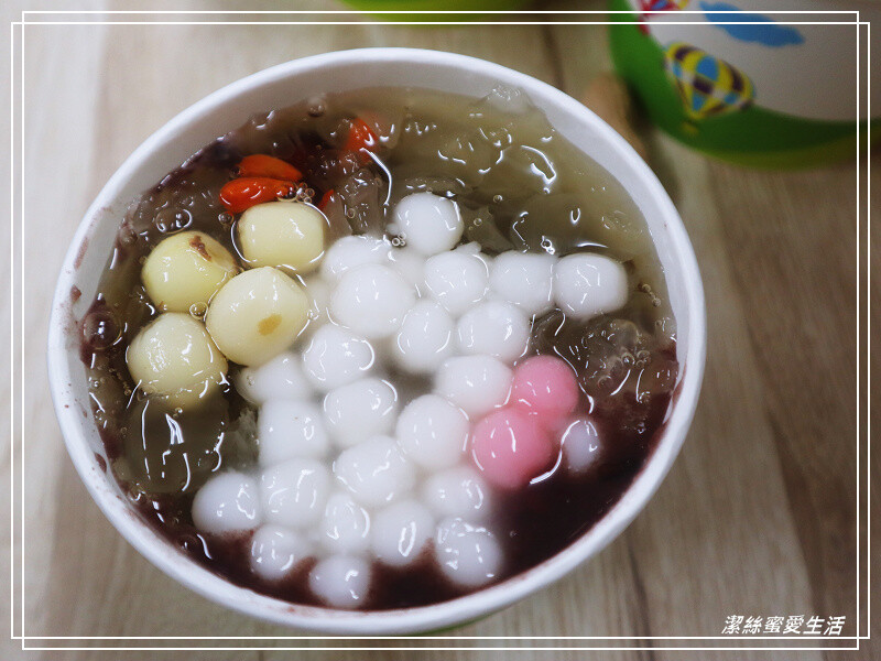 阿杰榕樹下-桃園八德/不只甜品料多濃稠好實在.茶飲才是真實力!興仁夜市旁低調美食 - 潔絲蜜愛生活