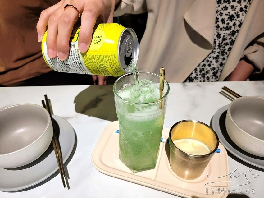 初瓦韓式料理|王品集團新品牌!雙人套餐鍋、拌飯、煎餅、炸雞、烤肉一次擁有!內含日間夜間外帶,全系列菜