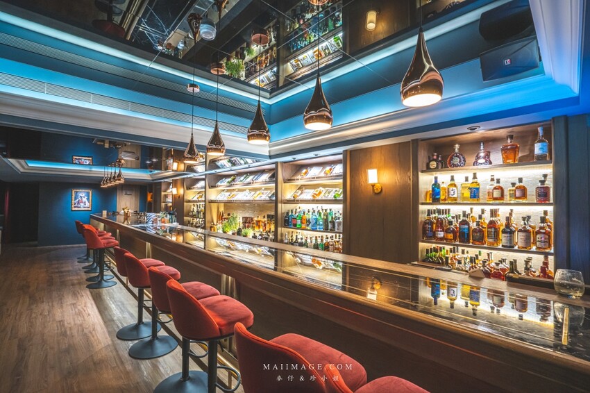 台北夜生活｜Book ing Bar中山店～台北人氣超高的密室酒吧開分店囉！台北酒吧、台北調酒、大同區調酒、捷運