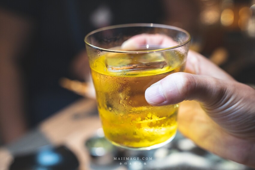 台北夜生活｜Book ing Bar中山店～台北人氣超高的密室酒吧開分店囉！台北酒吧、台北調酒、大同區調酒、捷運