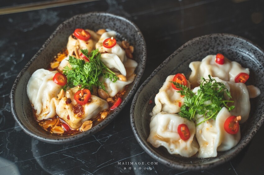 台北夜生活｜Book ing Bar中山店～台北人氣超高的密室酒吧開分店囉！台北酒吧、台北調酒、大同區調酒、捷運