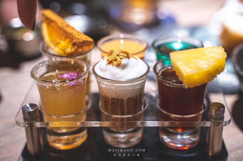 台北夜生活｜Book ing Bar中山店～台北人氣超高的密室酒吧開分店囉！台北酒吧、台北調酒、大同區調酒、捷運