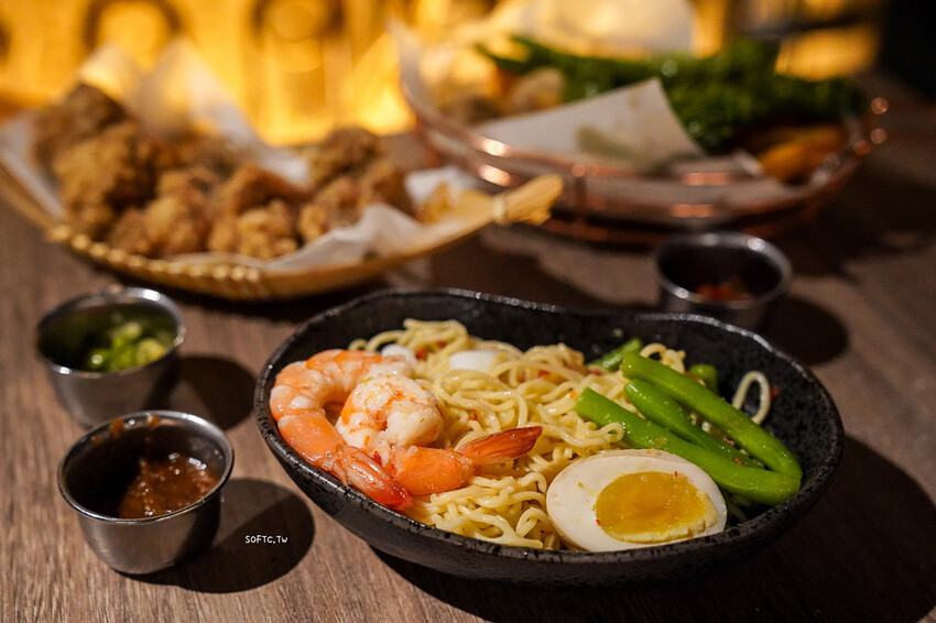 神秘中山酒吧「Book ing Bar中山」新開幕雙連站酒吧推薦 - 軟西，遊記