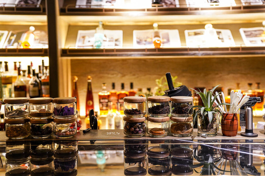 神秘中山酒吧「Book ing Bar中山」新開幕雙連站酒吧推薦 - 軟西，遊記