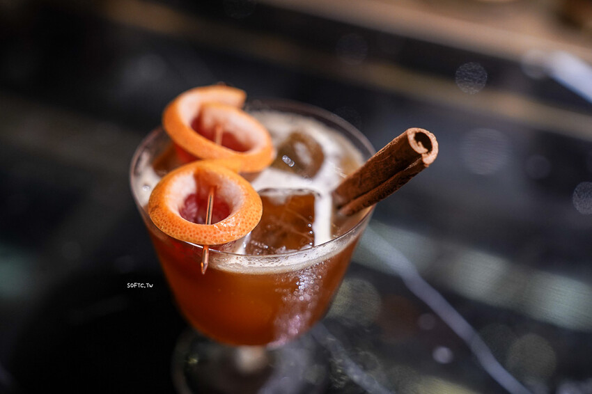 神秘中山酒吧「Book ing Bar中山」新開幕雙連站酒吧推薦 - 軟西，遊記