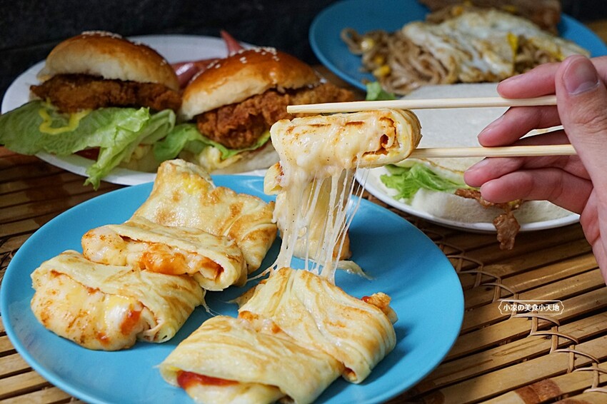 隱藏版黃金粉漿蛋餅，會牽絲ㄟ起司蛋餅，多到滿出來！這家從早吃到晚的銅板美食