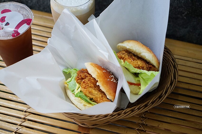 隱藏版黃金粉漿蛋餅，會牽絲ㄟ起司蛋餅，多到滿出來！這家從早吃到晚的銅板美食